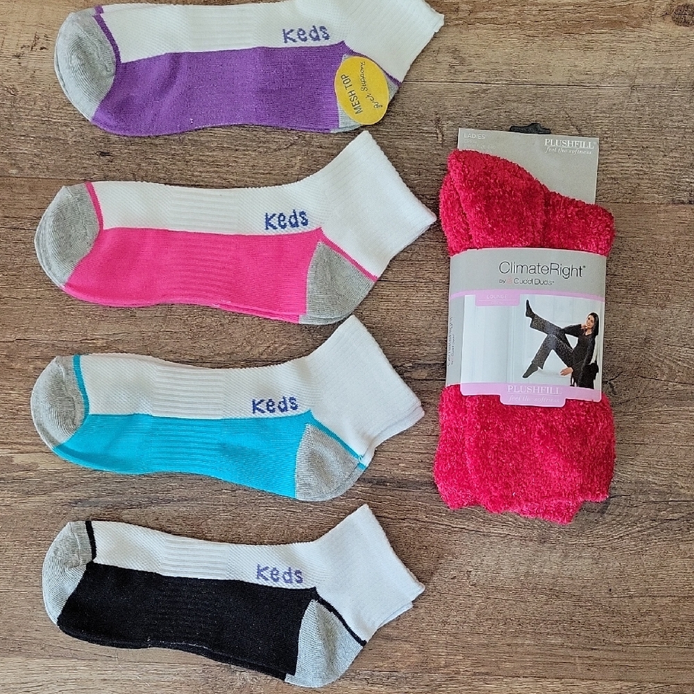 NWOT Keds Socks 4pr Mesh Top W/Arch Support & Cuddl Duds Crew Socks Size 4-10